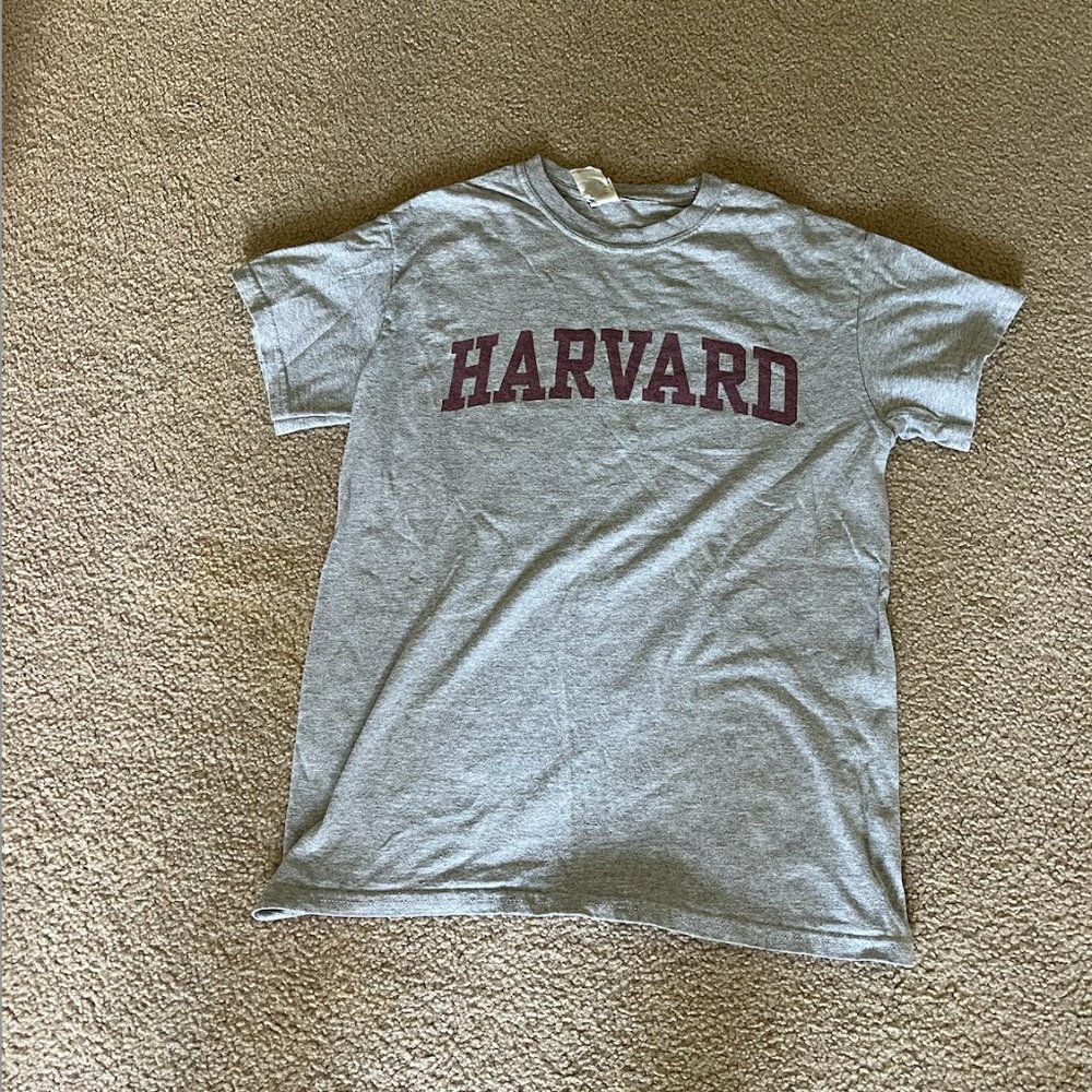 Harvard Gray T-Shirt small